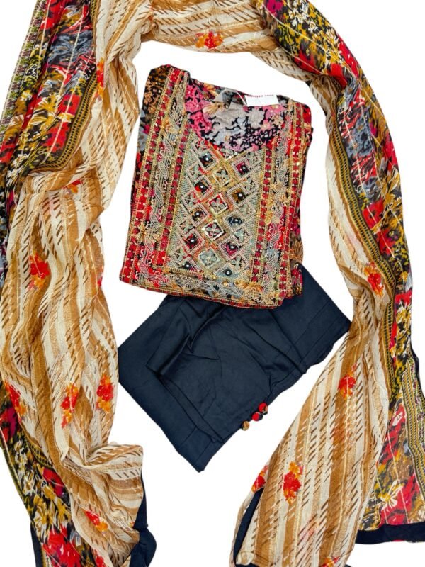 Naira cut suit - Image 2