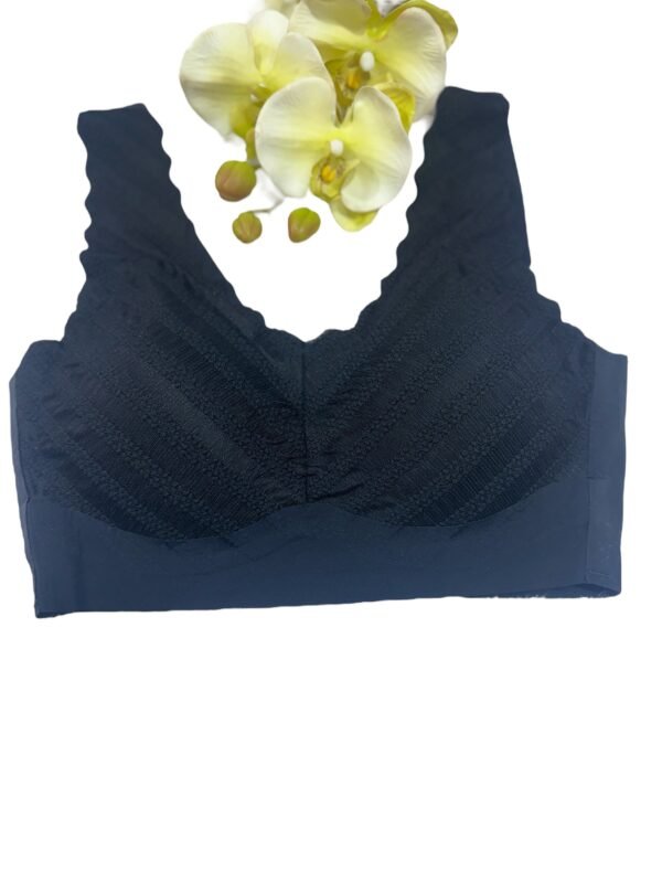 BLT013 - Image 4