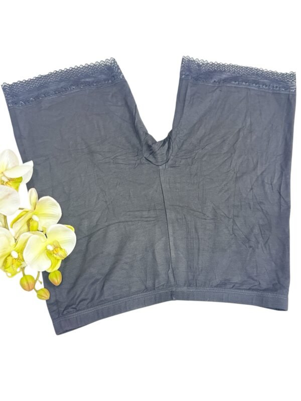 Plus size shorts - Image 2